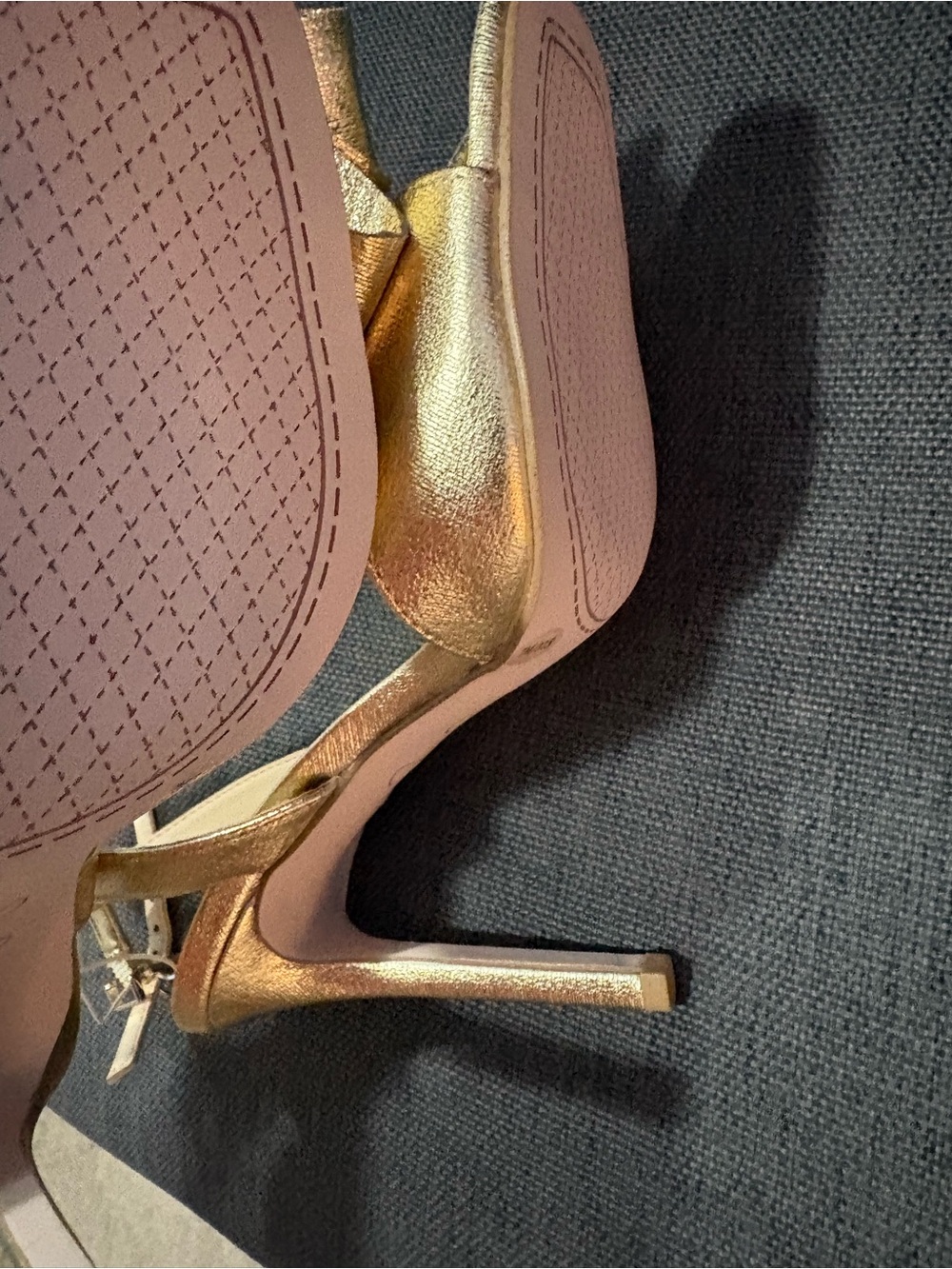 Gold Jessica Simpson Open Toe Stiletto Heels with Bow Size 7 Like New - Picture 4 of 7